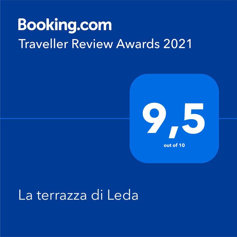 Apartamento La Terrazza Di Leda CTA Exterior foto